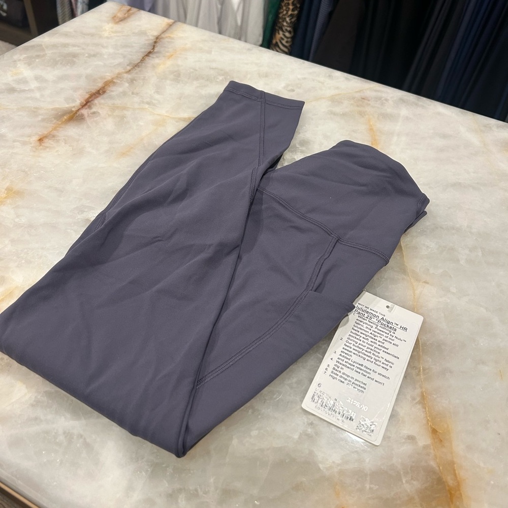 lululemon Align HR
Pant 25" with Pockets
